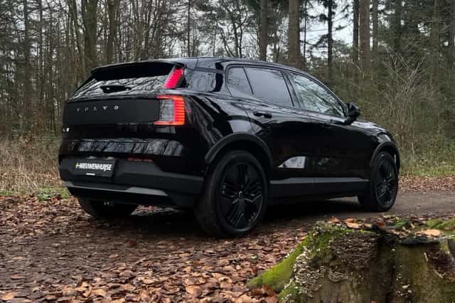 Volvo EX30 (2025) thumbnail 6