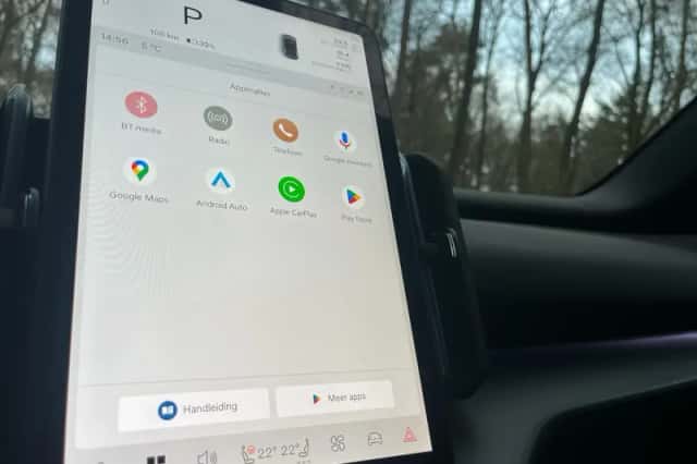 Volvo EX30 (2025) thumbnail 10
