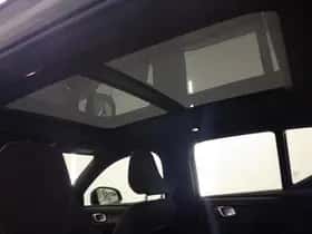 Volvo EX40 thumbnail 5