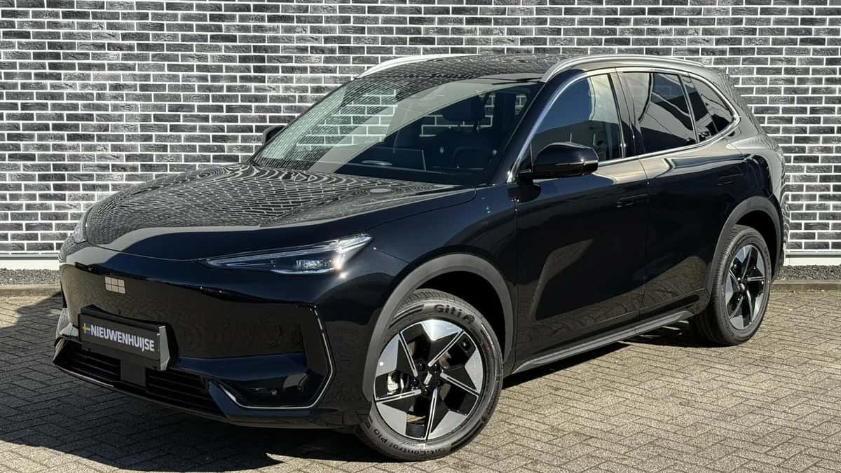 Geely E5 — foto 1