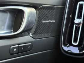 Volvo XC40 thumbnail 18