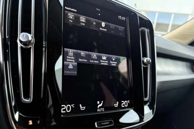 Volvo XC40 (2022) thumbnail 21