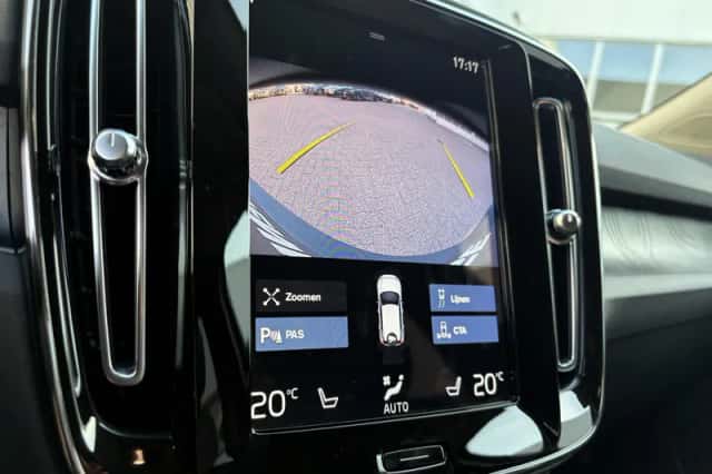 Volvo XC40 (2022) thumbnail 23