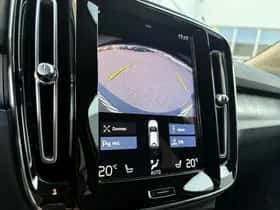 Volvo XC40 thumbnail 23