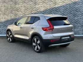 Volvo XC40 thumbnail 4