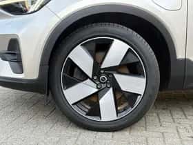 Volvo XC40 thumbnail 7