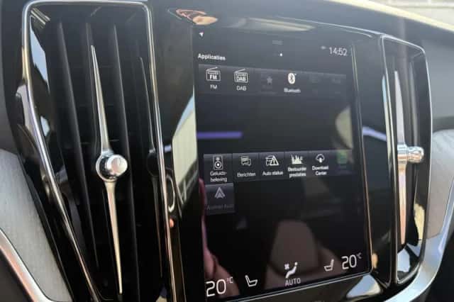 Volvo V60 (2021) thumbnail 19