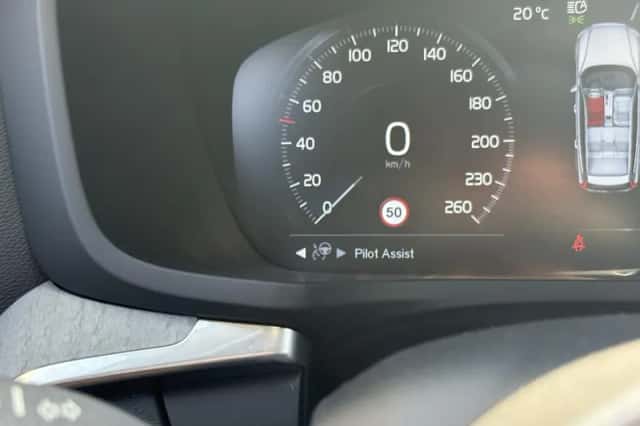 Volvo V60 (2021) thumbnail 29