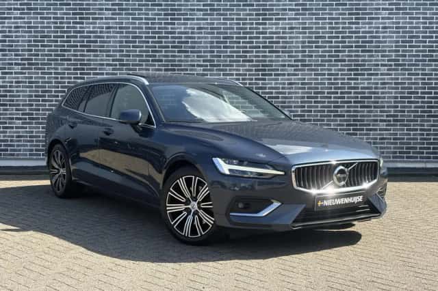 Volvo V60 (2021) thumbnail 4