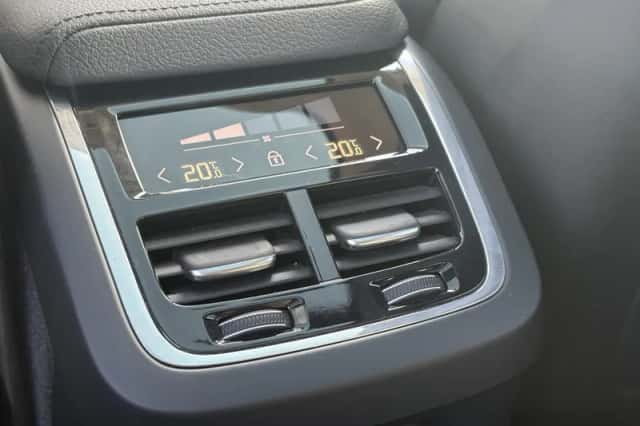 Volvo V60 (2021) thumbnail 31