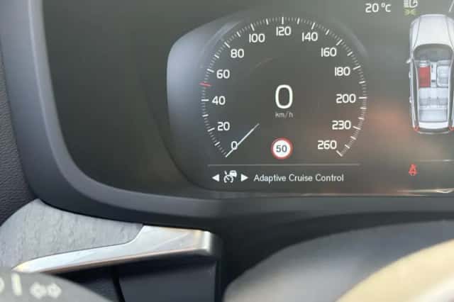 Volvo V60 (2021) thumbnail 32