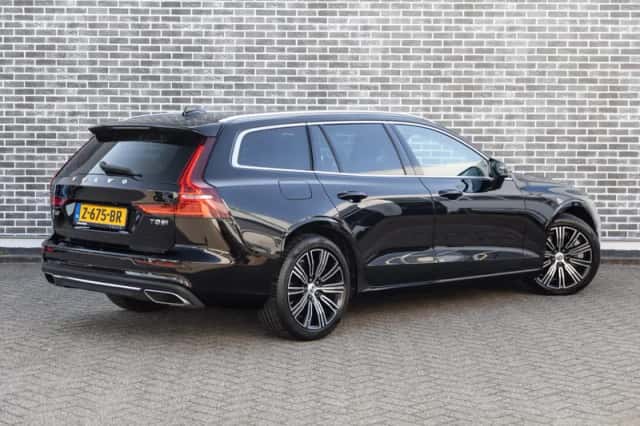 Volvo V60 (2020) thumbnail 3
