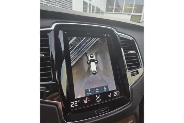 Volvo XC90 (2022) thumbnail 13
