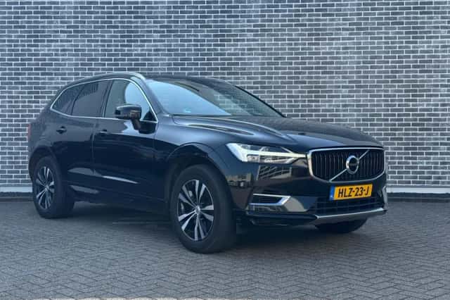 Volvo XC60 (2020) thumbnail 3