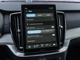 Volvo XC90 thumbnail 10