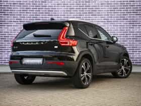 Volvo XC40 (2021) thumbnail 2