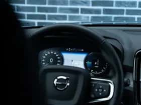 Volvo XC40 (2021) thumbnail 15