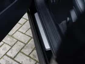 Volvo XC40 (2021) thumbnail 18