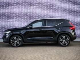 Volvo XC40 (2021) thumbnail 3