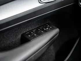 Volvo XC40 thumbnail 17