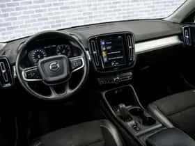 Volvo XC40 thumbnail 7