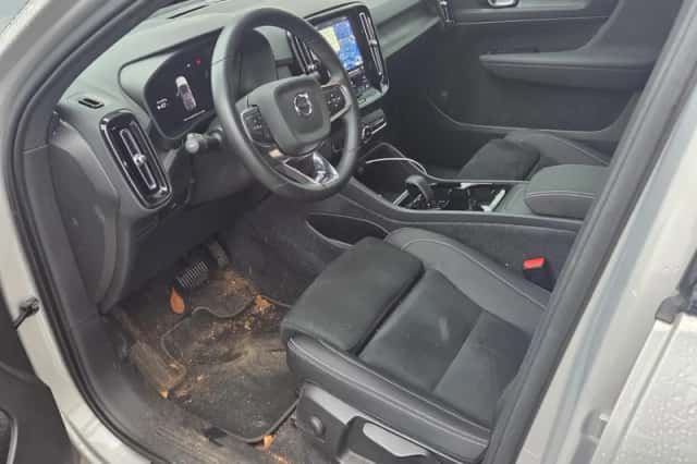 Volvo C40 (2023) thumbnail 6