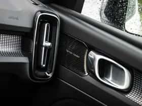 Volvo XC40 thumbnail 16