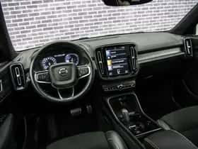 Volvo XC40 thumbnail 8