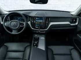 Volvo XC60 (2025) thumbnail 4