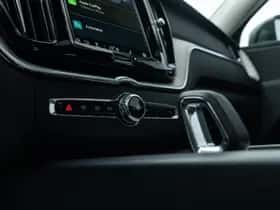 Volvo XC60 (2025) thumbnail 9
