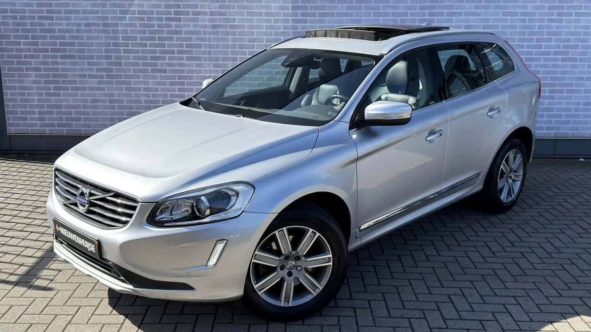 Volvo XC60 — foto 1