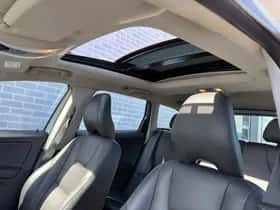 Volvo XC60 thumbnail 6