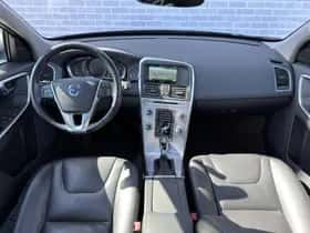Volvo XC60 thumbnail 7