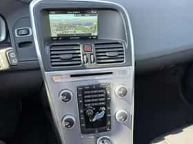 Volvo XC60 thumbnail 9