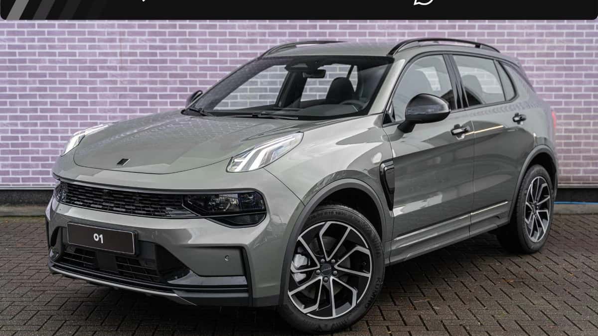 Lynk & Co 01 — foto 1