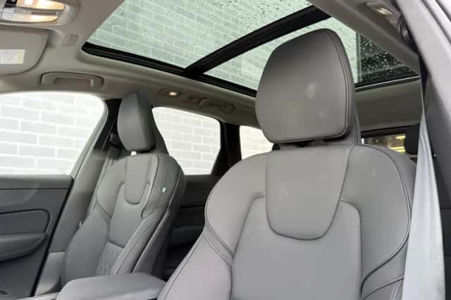 Volvo XC60 (2026) thumbnail 6