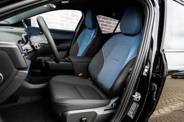 Volvo EX30 (2026) thumbnail 6