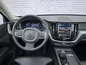 Volvo XC60 thumbnail 8