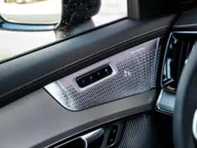 Volvo XC90 thumbnail 25