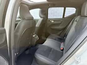 Volvo EX40 thumbnail 13