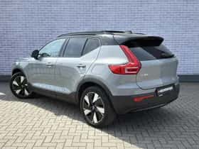 Volvo EX40 thumbnail 3