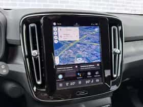 Volvo EX40 thumbnail 9