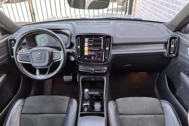 Volvo XC40 (2021) thumbnail 6