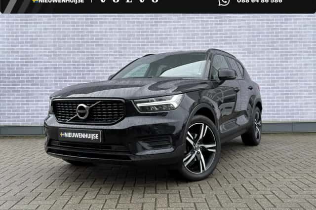 Volvo XC40 (2022) thumbnail 1