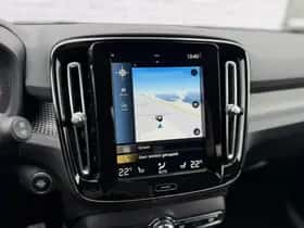 Volvo XC40 thumbnail 13