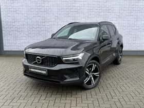Volvo XC40 thumbnail 4
