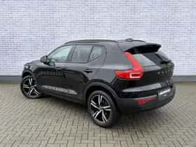 Volvo XC40 thumbnail 5