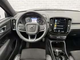 Volvo XC40 thumbnail 10