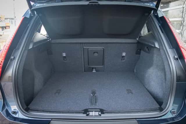 Volvo EX40 (2026) thumbnail 6