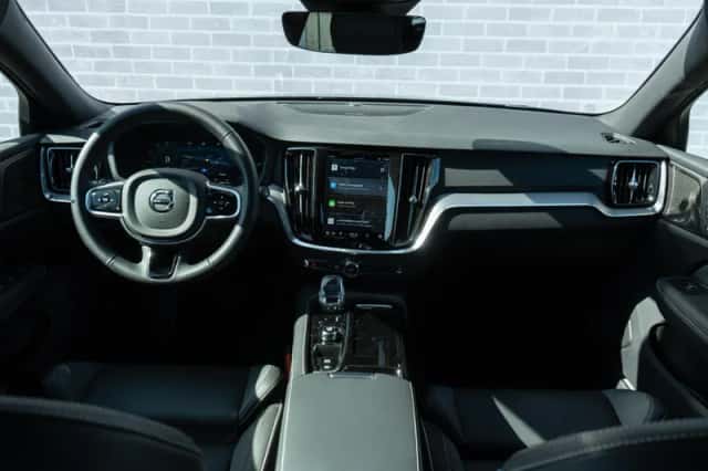 Volvo V60 (2025) thumbnail 3
